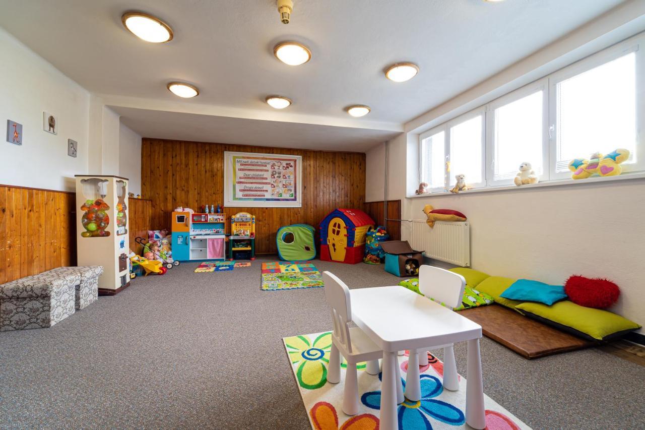 Hotel Sasanka Tatranská Lomnica Екстериор снимка